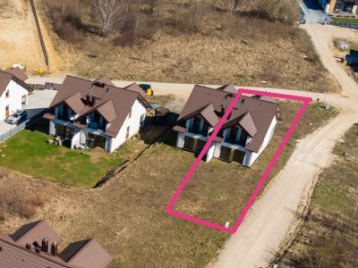 Bliźniak na działce 518 m2 blisko jeziora i lasu !